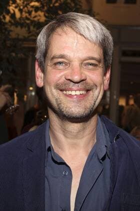 Uwe Neumann bei der Premiere des Theaterstücks Als ob es regnen würde in der Komödie Winterhuder Fährhaus. Hamburg, 08.09.2017