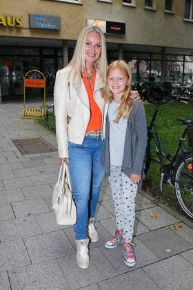 Eva Gruenbauer mit Tochter Amelie, Filmpremiere AMELIE RENNT im Rio Filmpalast in Muenchen am 09.08.2017