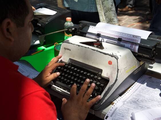 (170910) -- JUCHITAN (MEXICO), Sept. 10, 2017 -- A member of local government registers residents property loss after an earthquake hit in Juchitan, Oaxaca state, Mexico, Sept. 9, 2017. A powerful earthquake measuring 8.2 on the Richter scale struck off Mexico s southern coast late Thursday night, killing 90 people. ) MEXICO-OAXACA-JUCHITAN-EARTHQUAKE DanxHang 