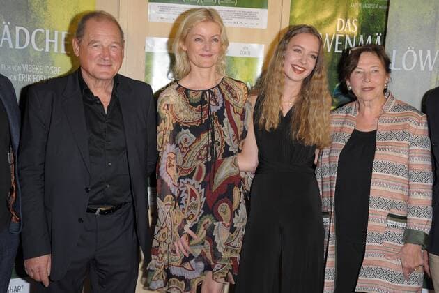 Burghart Klaussner, Vibeke Idsoe, Mathilde Thomine Storm, Eva Luise Koehler Ankunft zur Premiere von Das Loewenmaedchen im Kino delphi LUX in Berlin am 12.09.2017