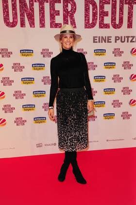 Monica Ivancan bei der Unter Deutschen Betten Film Premiere am 12.09.2017 in München Unter Deutschen Betten Film Premiere in Muenchen, 2017