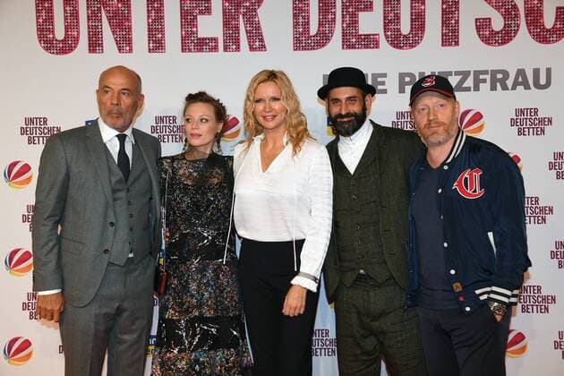 Heiner Lauterbach, Magdalena Boczarska, Veronica Ferres, Eray Egilmez und Simon Schwarz Premerie Unter Deutschen Betten Mathäser Filmpalast Kino Film Fernsehen 12. September 2017