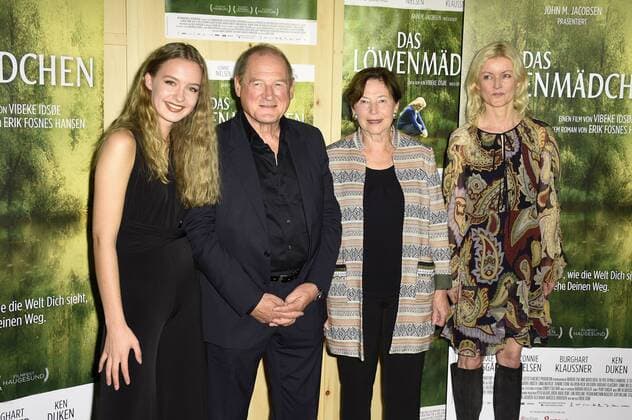 Mathilde Thomine Storm, Burghart Klaussner, Eva Luise Köhler und Vibeke Idsoe bei der Premiere des Kinofilms Das Löwenmädchen im Kino Delphi LUX. Berlin, 12.09.2017