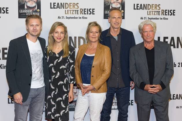 Tambet Tuísk, Petra Schmidt-Schaller, Susanne von Borsody, Nick Baker Monteys (Regie) und Juergen Prochnow - Deutschlandpremiere von LEANDERS LETZTE REISE im Kino in der Kulturbrauerei in Berlin am 13.09.2017. Premiere LEANDERS LETZTE REISE