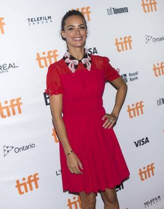 (170915) -- TORONTO, Sept. 15, 2017 -- Actress Berenice Bejo poses for photographs at the North American premiere of the film Redoubtable at Elgin Theatre during the 2017 Toronto International Film Festival in Toronto, Canada, Sept. 14, 2017. ) (djj) CANADA-TORONTO-TIFF- REDOUBTABLE ZouxZheng 