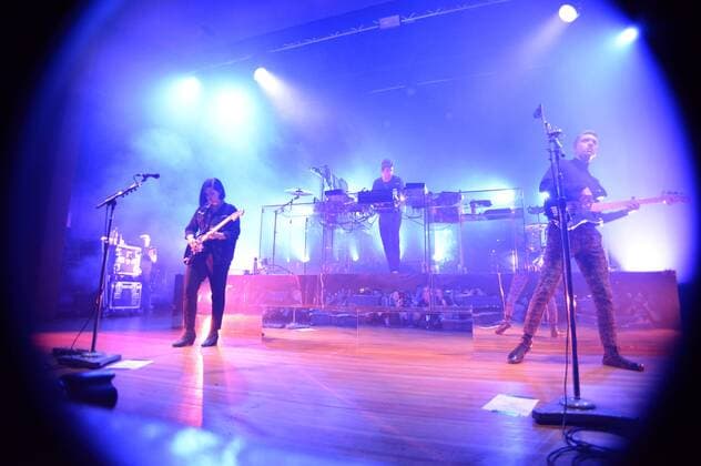 Romy Madley Croft, Jamie Smith und Oliver Sim von The xx live beim NDR 2 Soundcheck Neue Musik Festival 2017 in der Stadthalle. Göttingen, 15.09.2017