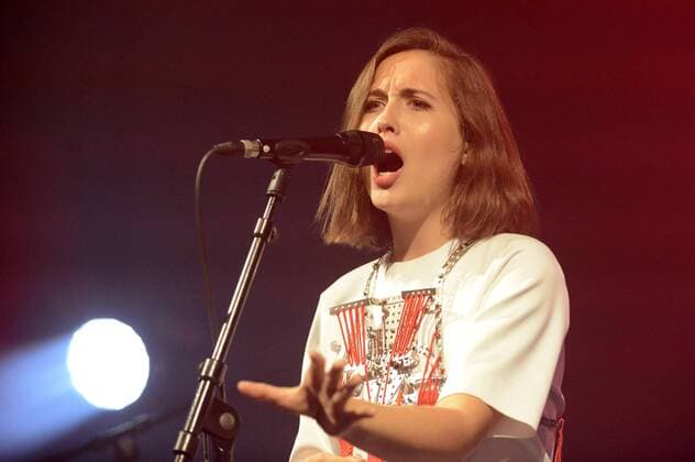 Alice Merton live beim NDR 2 Soundcheck Neue Musik Festival 2017 im Neuen Theater. Göttingen, 15.09.2017