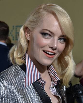 Cast member Emma Stone attends the premiere of the biographical sports comedy Battle of the Sexes at the Regency Village Theatre in the Westwood section of Los Angeles on September 16, 2017. Storyline: The true story of the 1973 tennis match between World number one Billie Jean King and ex-champ and serial hustler Bobby Riggs.  LAP2017091648 JIMxRUYMEN