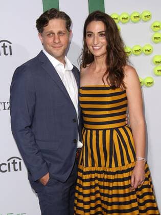 Premiere du film Battle of sexes . 16 September 2017 - Beverly Hills, California - Joe Tippett and Sara Bareilles. Battle Of The Sexes Los Angeles Premiere held at the Regency Village Theatre in Los Angeles. Photo Credit: AdMedia 220708 AdMedia Starface 2017-09-16 CA Los Angeles Etats-Unis  Copyright: xAdMediax STAR_220708_007