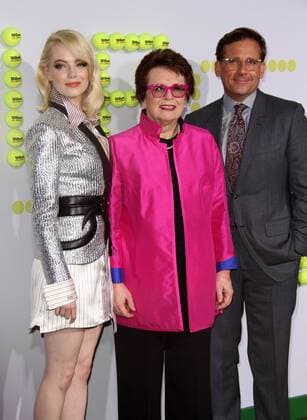 Premiere du film Battle of sexes . 16 September 2017 - Beverly Hills, California - Emma Stone, Billie Jean King and Steve Carell. Battle Of The Sexes Los Angeles Premiere held at the Regency Village Theatre in Los Angeles. Photo Credit: AdMedia 220708 AdMedia Starface 2017-09-16 CA Los Angeles Etats-Unis  Copyright: xAdMediax STAR_220708_011