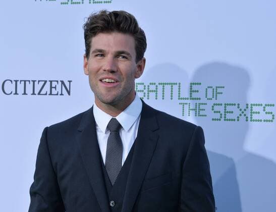 Cast member Austin Stowell attends the premiere of the biographical sports comedy Battle of the Sexes at the Regency Village Theatre in the Westwood section of Los Angeles on September 16, 2017. Storyline: The true story of the 1973 tennis match between World number one Billie Jean King and ex-champ and serial hustler Bobby Riggs.  LAP201709182 JIMxRUYMEN