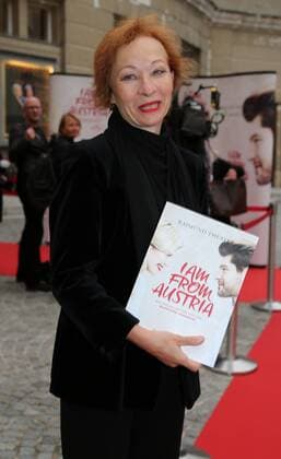 Premiere - I AM FROM AUSTRIA Wien, Raimundtheater, 16. 09. 2017 Sona MacDONALD, Sona Mac DONALD