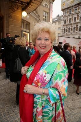 Premiere - I AM FROM AUSTRIA Wien, Raimundtheater, 16. 09. 2017 Birgit SARATA