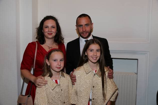 Premiere - I AM FROM AUSTRIA Wien, Raimundtheater, 16. 09. 2017 Steffen HOFMANN mit Familie