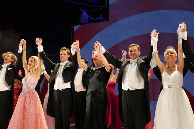 Premiere - I AM FROM AUSTRIA Wien, Raimundtheater, 16. 09. 2017 Irena FLURY, Lukas PERMAN, Elisabeth ENGSTLER, Andreas STEPPAN, Dolores SCHMIDINGER