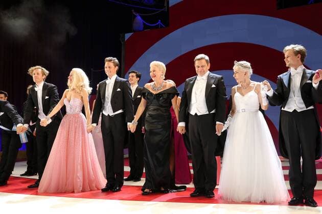 Premiere - I AM FROM AUSTRIA Wien, Raimundtheater, 16. 09. 2017 Irena FLURY, Lukas PERMAN, Elisabeth ENGSTLER, Andreas STEPPAN, Dolores SCHMIDINGER