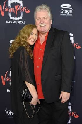 Klaus Baumgart mit Ehefrau Ilona Baumgart bei der Tanz der Vampire Musicalpremiere im Stage Theater an der Elbe in Hamburg am 17.09.2017