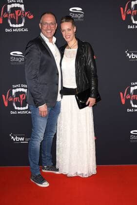 Nik Breidenbach und seine Schwester Dörthe bei der Musical Premiere von Tanz der Vampire am 17.09.2017 in Hamburg Tanz der Vampire Musical Premiere in Hamburg, 2017