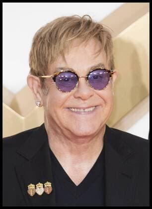 . 18 09 2017. London, United Kingdom. Sir Elton John arriving at the Kingsman: The Golden Circle premiere in London.  xStephenxLockx xi-Imagesx IIM-15899-0053