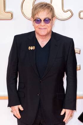 September 18, 2017 - London, London, UK - London, UK. ELTON JOHN attends the world film premiere of Kingsman: The Golden Circle in Leicester Square. London UK  - ZUMAl94_ 20170918_zaf_l94_129 Copyright: xRayxTangx