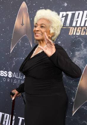 Star Trek : Discovery Premiere in Los Angeles September 19, 2017 - Los Angeles, CA, U.S. - 19 September 2017 - Hollywood, California - Nichelle Nichols. Ã¢â‚¬ËœStar Trek: DiscoveryÃ¢â‚¬â ¢ Premiere held at the ArcLight Cinerama Done in Hollywood. Photo Credit: AdMedia Los Angeles U.S. - ZUMAa123 20170919_zaa_a123_097 Copyright: xAdmediax