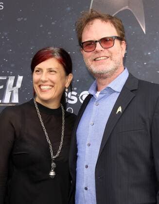Star Trek : Discovery Premiere in Los Angeles September 19, 2017 - Los Angeles, CA, U.S. - 19 September 2017 - Hollywood, California - Holiday Reinhorn and Rainn Wilson. Ã¢â‚¬ËœStar Trek: DiscoveryÃ¢â‚¬â ¢ Premiere held at the ArcLight Cinerama Done in Hollywood. Photo Credit: AdMedia Los Angeles U.S. - ZUMAa123 20170919_zaa_a123_104 Copyright: xAdmediax