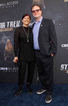 Star Trek : Discovery Premiere in Los Angeles les emeutes se poursuivent à St Louis. 19 September 2017 - Hollywood, California - Holiday Reinhorn and Rainn Wilson. ?Star Trek: Discovery? Premiere held at the ArcLight Cinerama Done in Hollywood. Photo Credit: AdMedia 220816 AdMedia Starface 2017-09-19 CA Los Angeles Etats-Unis  Copyright: xAdMediax STAR_220816_006