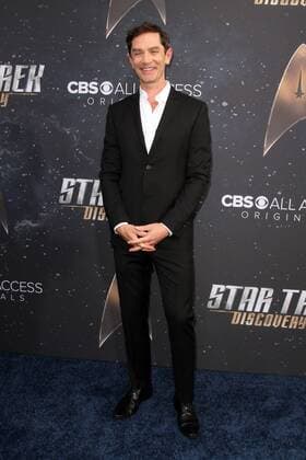 Star Trek : Discovery Premiere in Los Angeles September 19, 2017 - Los Angeles, CA, U.S. - 19 September 2017 - Hollywood, California - Jason Isaacs. Ã¢â‚¬ËœStar Trek: DiscoveryÃ¢â‚¬â ¢ Premiere held at the ArcLight Cinerama Done in Hollywood. Photo Credit: AdMedia Los Angeles U.S. - ZUMAa123 20170919_zaa_a123_141 Copyright: xAdmediax