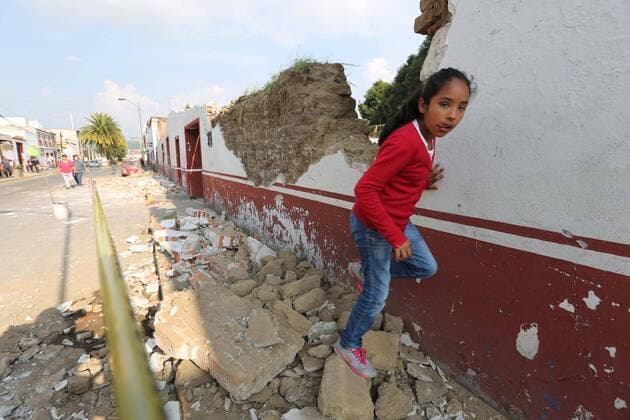 September 20, 2017 -Mexico City, Mexico - Some schools in the State of Mexico were reported to have fallen from fences and classes were suspended after the earthquake of 7.1 which was registered on Tuesday. Mexico City Mexico  - ZUMAu78_ 20170920_zaf_u78_009 Copyright: xJorgexAlvaradox