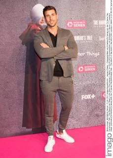 Leonard Freier - Premierenfeier von EntertainTV Serien mit der TV Serie The Handmaid’s Tale – Der Report der Magd in der Astor Film Lounge in Berlin am 21.09.2017 Premierenfeier von EntertainTV Serien