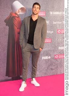 Leonard Freier - Premierenfeier von EntertainTV Serien mit der TV Serie The Handmaid’s Tale – Der Report der Magd in der Astor Film Lounge in Berlin am 21.09.2017 Premierenfeier von EntertainTV Serien