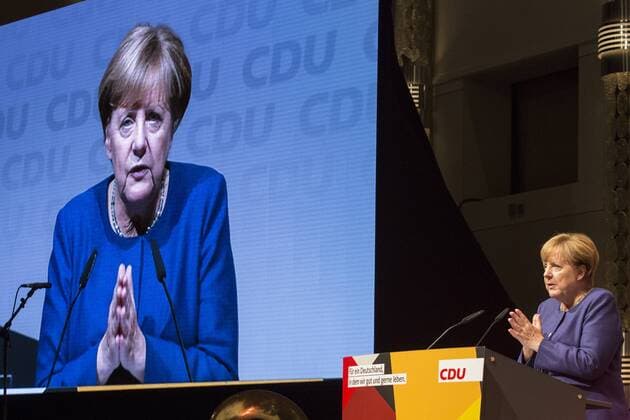 Bilder des Tages Angela Merkel, Bundestagswahl, Wahlkampf, Neuss, Deutschland Neuss, Deutschland. 21. September 2017. Bundeskanzlerin Angela Merkel bei einem Wahlkampfauftritt zur Bundestagswahl 2017 im Swissotel Düsseldorf Neuss.