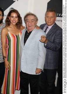 September 24, 2017 - New York, New York, U.S. - ALEXANDRA TURSHEN,FREDDIE ROMAN,PAUL REISER.at RED OAKS Season 3 Premiere.at the Tribeca TV Festival at Cinepolis Chelsea.9-24-2017. Photos 2017. New York U.S. - ZUMAba9_ 20170924_zaf_ba9_065 Copyright: xJohnxBarrettx