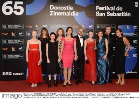 Susanne Wuest, Maresi Riegner, Katja Kolm, Lukas Miko, Maria Dragus, Barbara Albert und Produzenten beim Photocall zu Licht Mademoiselle Paradis auf dem 65. Internationalen Filmfestival San Sebastian Festival Internacional de Cine de Donostia-San Sebastian auf der Kursaal Terasse. San Sebastian, 25.09.2017