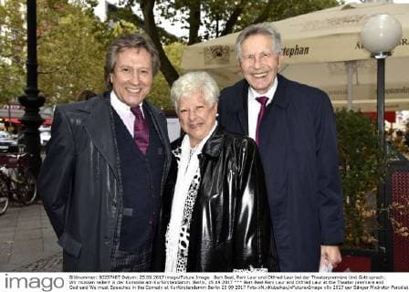 Bert Beel, Reni Laur und Otfried Laur bei der Theaterpremiere Und Gott sprach: Wir müssen reden! in der Komödie am Kurfürstendamm. Berlin, 25.09.2017