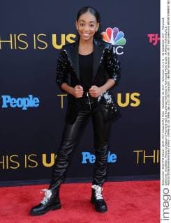 September 26, 2017 - Hollywood, CA, U.S. - 26 September 2017 - Hollywood, California - Eris Baker. This Is Us Season 2 Premiere held at Neuehouse Hollywood in Hollywood. Photo Credit: AdMedia Hollywood U.S. - ZUMAa123 20170926_zaa_a123_083 Copyright: xBirdiexThompsonx