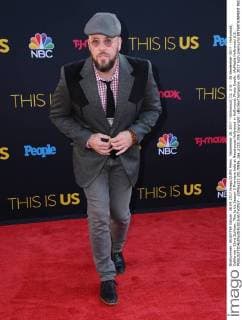 September 26, 2017 - Hollywood, CA, U.S. - 26 September 2017 - Hollywood, California - Chris Sullivan. This Is Us Season 2 Premiere held at Neuehouse Hollywood in Hollywood. Photo Credit: AdMedia Hollywood U.S. - ZUMAa123 20170926_zaa_a123_036 Copyright: xBirdiexThompsonx