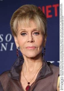 September 27, 2017 - New York, N.Y, USA - JANE FONDA attends the Netflix hosted New York Premiere of Our Souls at Night NYC.September 27, 2017.Photos by , Globe Photos Inc. New York USA - ZUMAms4_ 20170927_zaa_ms4_001 Copyright: xSoniaxMoskowitzx