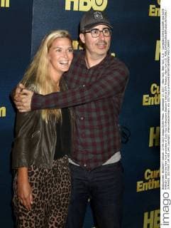 September 27, 2017 - New York, New York, U.S. - Comedian JOHN OLIVER and KATE NORLEY attend the New York premiere of Curb Your Enthusiasm Season 9 held at SVA Theater. New York U.S. - ZUMAk03_ 20170927_zaf_k03_149 Copyright: xNancyxKaszermanx