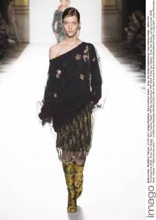 Paris Fashion Week - Dries Van Noten Modenschau Paris Fashion Week. Défile PAP Printemps-Ete 2018. Dries Van Notten. Paris Fashion Week. PAP Spring-Summer PAP 2018. Dries Van Notten. Dries Van Noten, spring-summer 2018 Paris, France