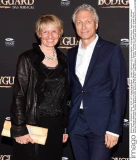 Norbert Schramm (Ex-Eiskunstläufer) mit Anette Gersch. Deutschland, Stuttgart: Event, Premiere Bodyguard - Das Musical am 28.09.2017, Stage Palladium Theater.