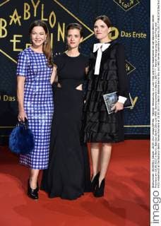 Hannah Herzsprung, Liv Lisa Fries und Fritzi Haberlandt bei der Babylon Berlin Serien Premiere am 28.09.2017 in Berlin. Babylon Berlin (Sky und ARD) Serienpremiere in Berlin, 2017