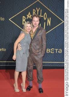 Anke Engelke, Lars Eidinger Ankunft zur Weltpremiere von Babylon Berlin im Berliner Ensamble in Berlin am 28.09.2017