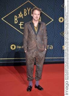 Lars Eidinger Ankunft zur Weltpremiere von Babylon Berlin im Berliner Ensamble in Berlin am 28.09.2017