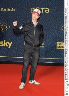 Tom Schilling - Premiere der ARD Sky Serie Babylon in Berlin am 28.09.2017. Premiere Babylon