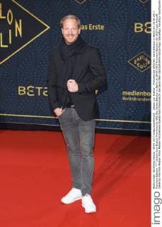 Johann von Buelow - Premiere der ARD Sky Serie Babylon in Berlin am 28.09.2017. Premiere Babylon