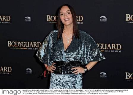 Premire: Bodyguard . Jenny Marsala anläßlich der Premiere des Musicals Bodyguard am 28.09.2017 im Stage Apollo Theater Stuttgart.