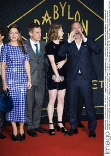 Hannah Herzsprung, Volker Bruch, Leonie Benesch und Benno Fürmann bei der Premiere der Fernsehserie Babylon Berlin im Berliner Ensemble. Berlin, 28.09.2017
