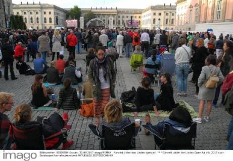 Konzert Unter den Linden open air.