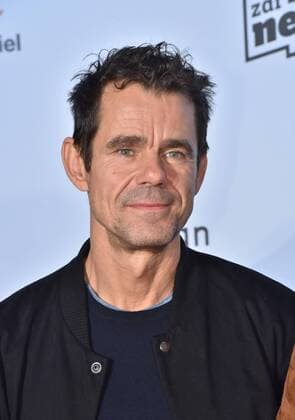 Der Regisseur Tom Tykwer am 30.09.2017 in Köln auf dem roten Teppich vor dem Screening des Films Babylon Berlin beim Film Festival Cologne 2017.